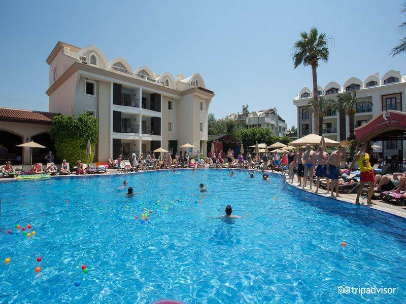 Club Anastasia - Family Hotel Marmaris Exterior photo